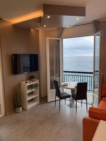 La Scogliera Apartment มอนเตรอสโซ อัล มาเร ภายนอก รูปภาพ