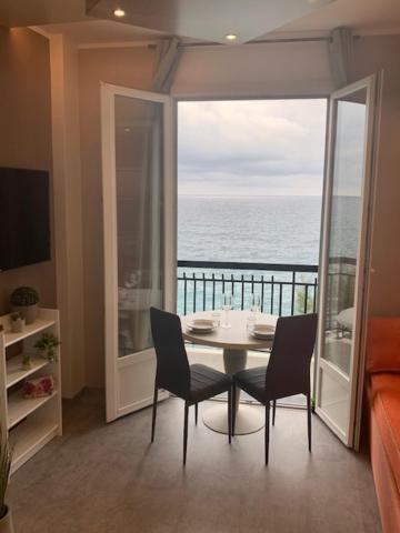 La Scogliera Apartment มอนเตรอสโซ อัล มาเร ภายนอก รูปภาพ
