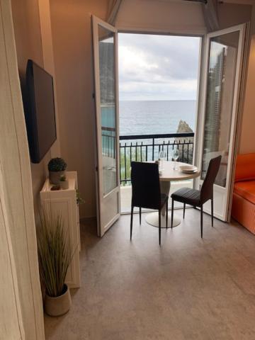 La Scogliera Apartment มอนเตรอสโซ อัล มาเร ภายนอก รูปภาพ